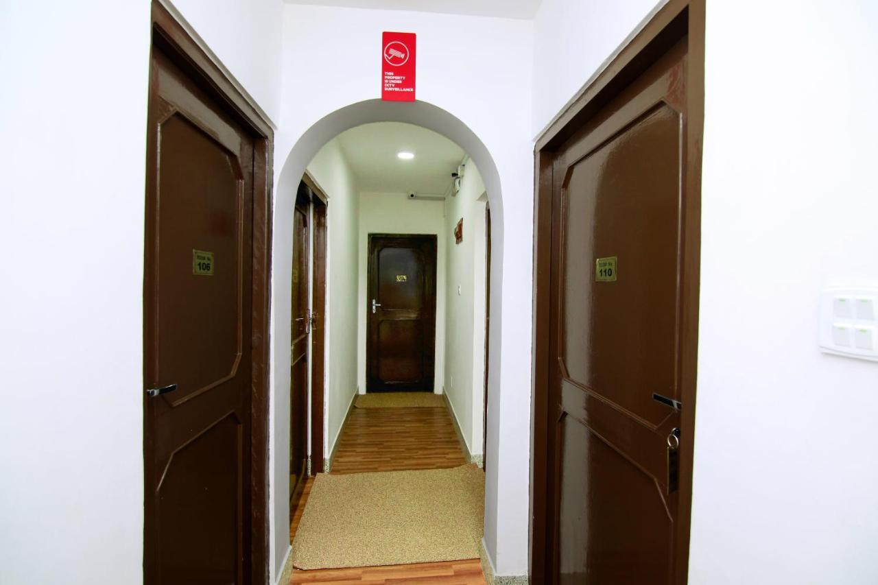 Oyo 104 Hotel Baltic Inn Kathmandu Luaran gambar