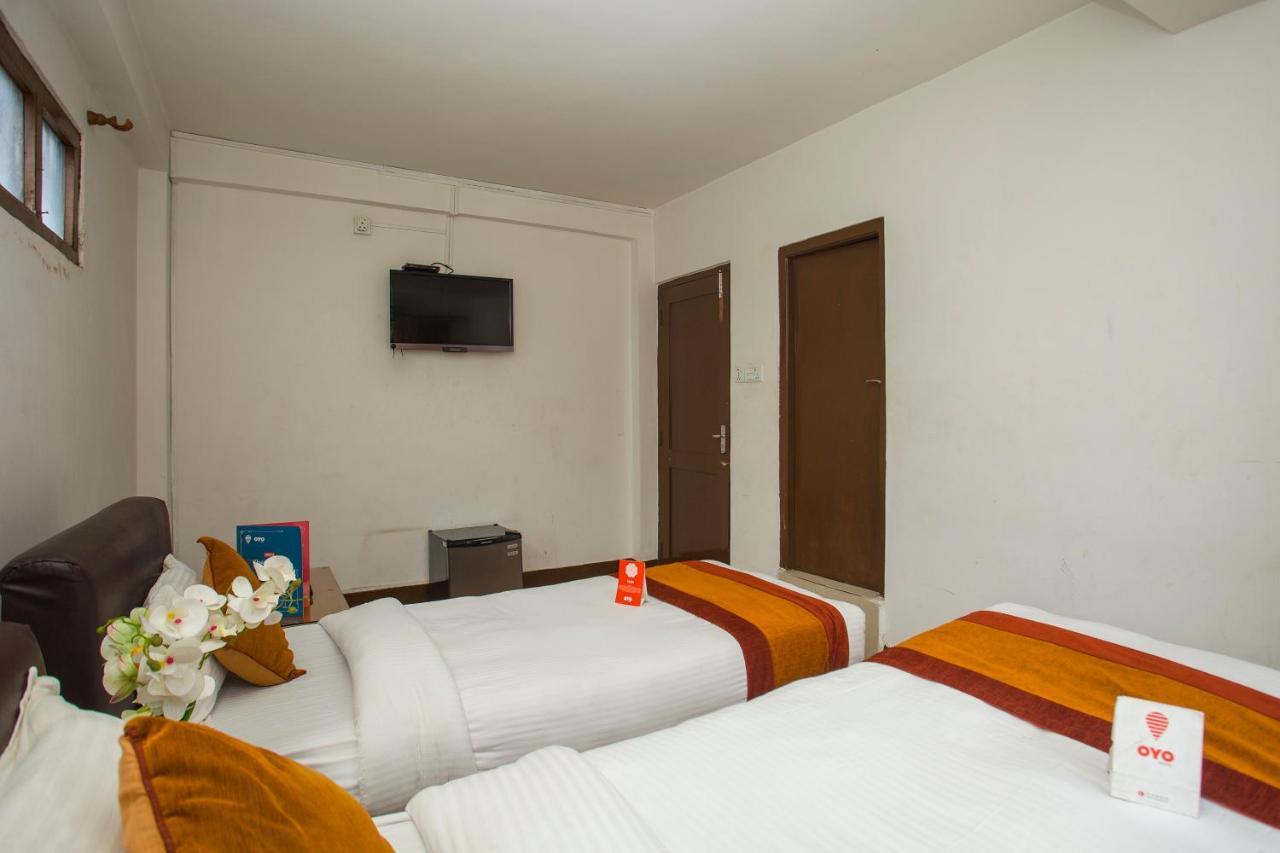 Oyo 104 Hotel Baltic Inn Kathmandu Luaran gambar