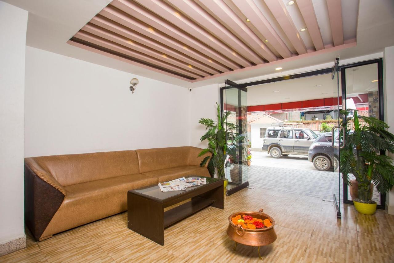Oyo 104 Hotel Baltic Inn Kathmandu Luaran gambar