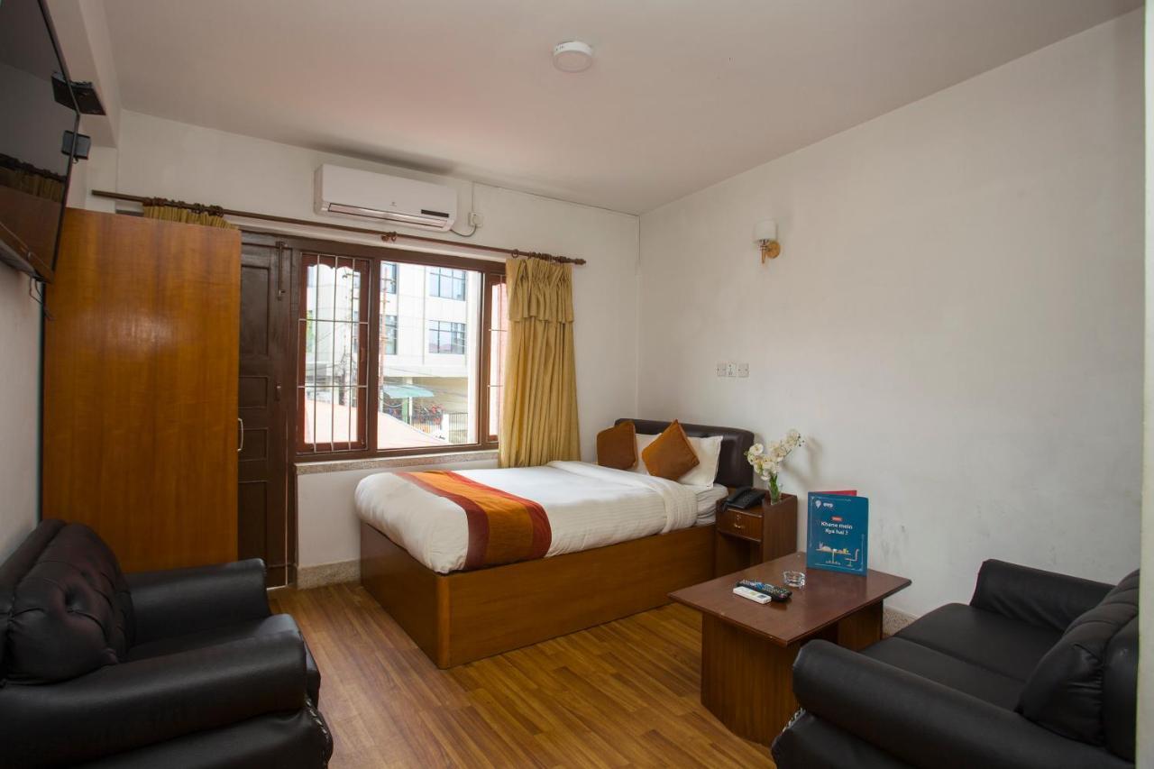 Oyo 104 Hotel Baltic Inn Kathmandu Luaran gambar